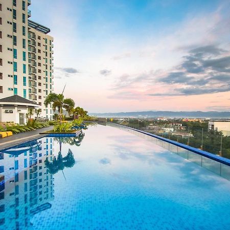 C Suites At Mactan Newtown มักตัน ภายนอก รูปภาพ